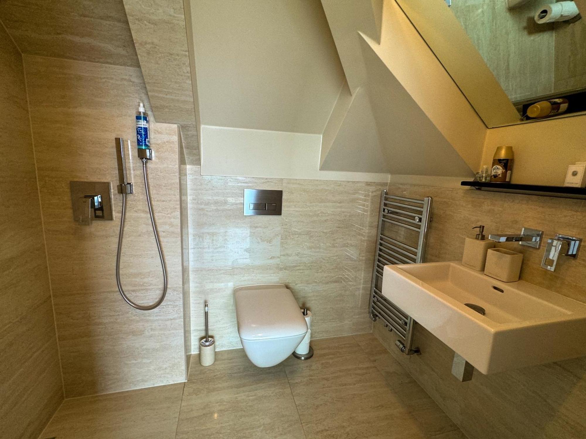 Apartman Se Saunou A Terasou S Vyhledem Na Бърно Екстериор снимка