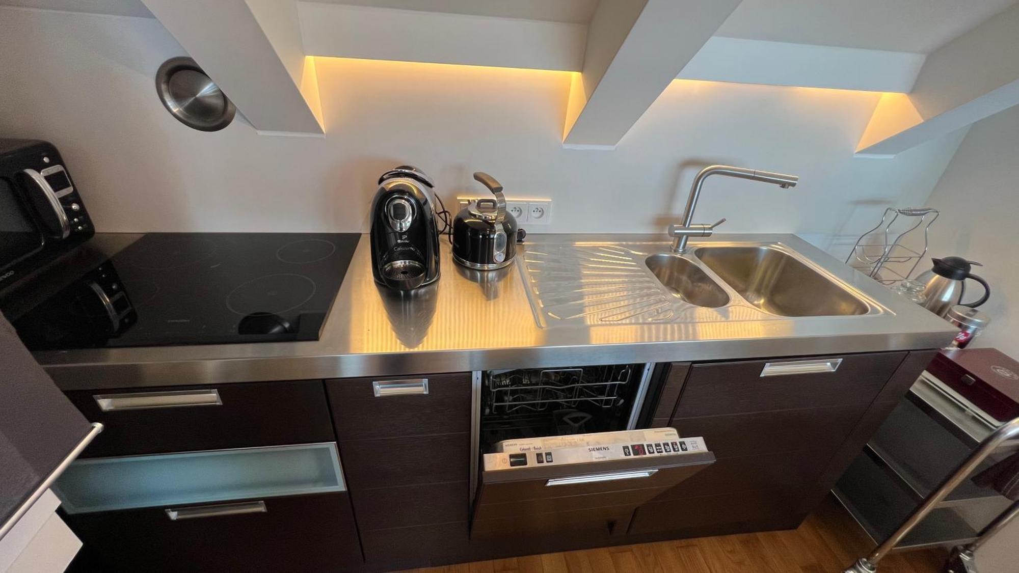 Apartman Se Saunou A Terasou S Vyhledem Na Бърно Екстериор снимка