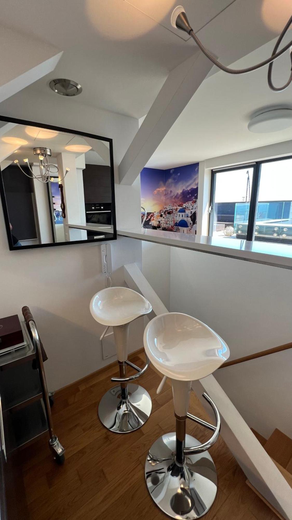 Apartman Se Saunou A Terasou S Vyhledem Na Бърно Екстериор снимка