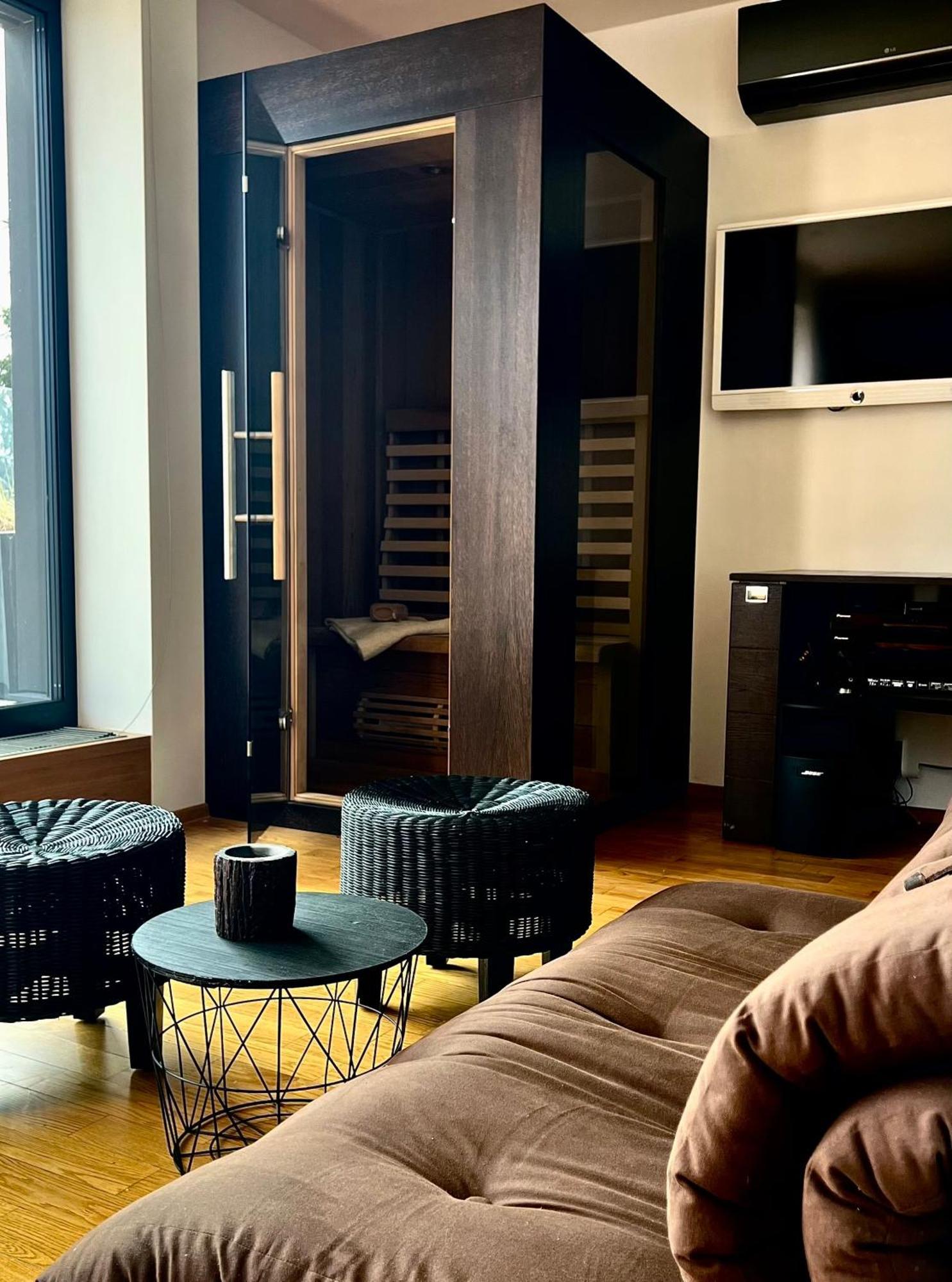 Apartman Se Saunou A Terasou S Vyhledem Na Бърно Екстериор снимка