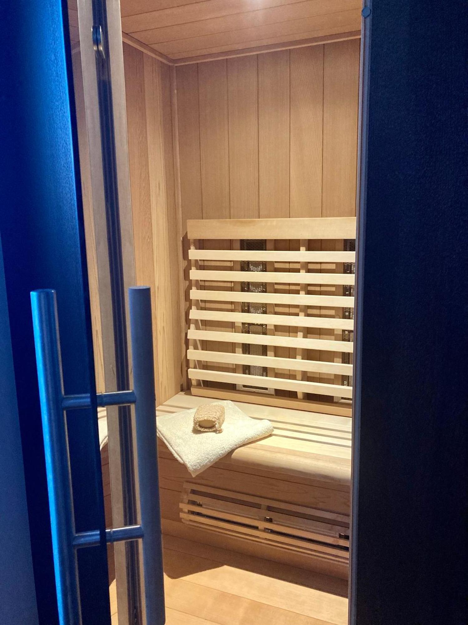 Apartman Se Saunou A Terasou S Vyhledem Na Бърно Екстериор снимка